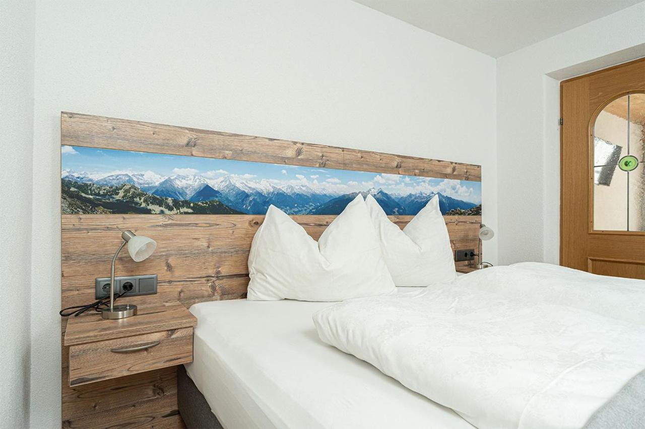 Pension Berggeist Sölden Exteriör bild