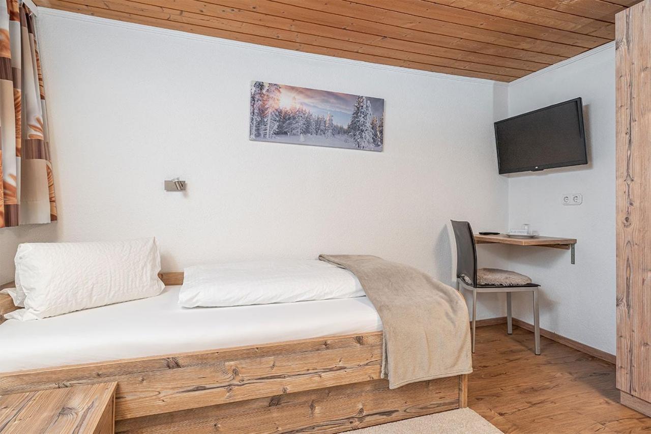 Pension Berggeist Sölden Exteriör bild