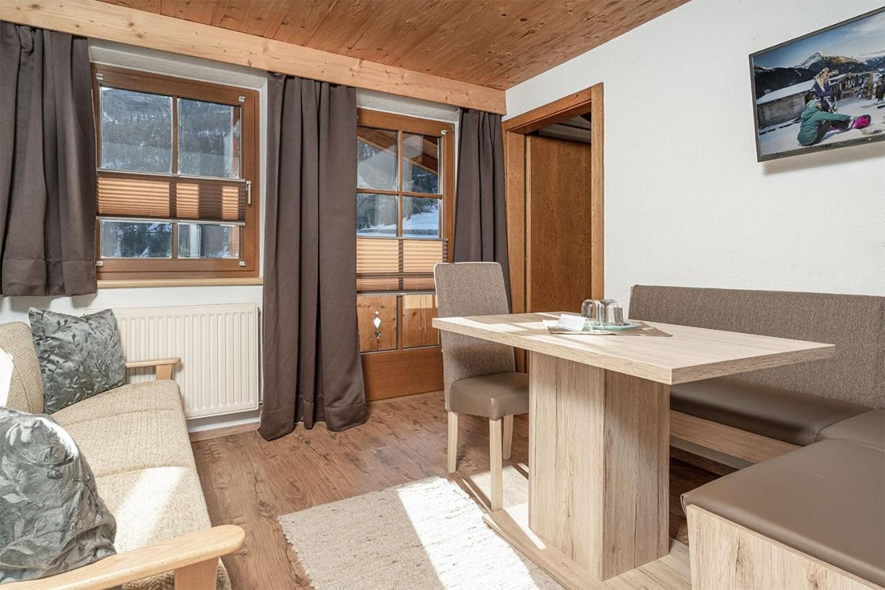 Pension Berggeist Sölden Exteriör bild
